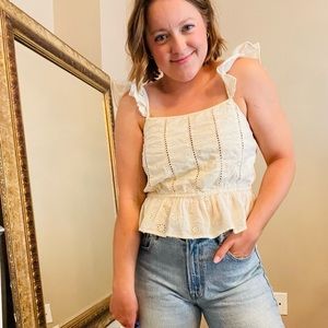 3/$25 🖤 Flutter Sleeve Eyelet Tank